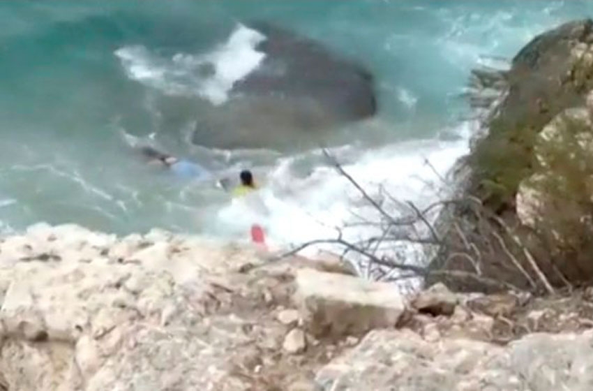 Fallece la joven que cayó por un acantilado en Benidorm al hacerse un selfie