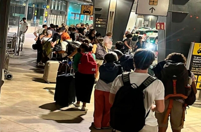 La odisea de ir del aeropuerto de Manises a Valéncia de noche