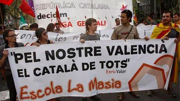 España Suma denuncia el apoyo de Ribó a Escola Valenciana y el adoctrinamiento catalanista de los niños valencianos